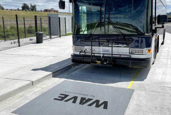 Twin Transit Wave Charge Pad